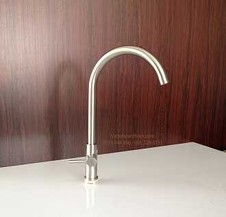 voi-rua-chen-inox-lanh-than-lon