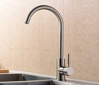 voi-chau-bep-inox-nong-lanh-giam-gia